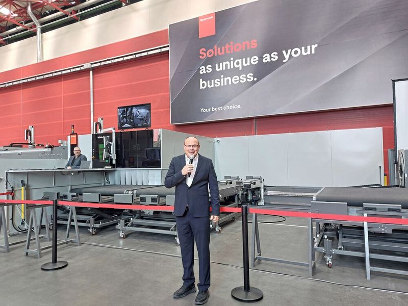 Impressionen der Launchveranstaltung der By Tube Star 330 von Bystronic am norditalienischen Unternehmensstandort in Cazzago San Martino. (Bild: VCG/Finus)