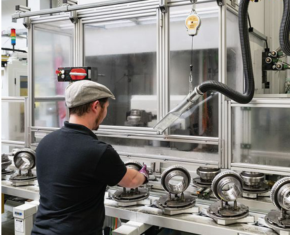 (Der Produktlebenszyklus ist ein Alleinstellungsmerkmal. Von der Machbarkeitsstudie bis zur Inbetriebnahme werden alle Schritte im eigenen Werk abgebildet. Bild: WFL)