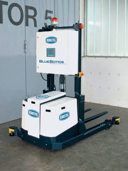 Das modulare Fahrzeug KPR (Kokeisl Picking Robot) ist von ANT angetrieben. Es sammelt und befördert Schüttgüter in variablen Mengen von wenigen Gramm bis zu zwei Tonnen.  (Bild: Bluebotics)