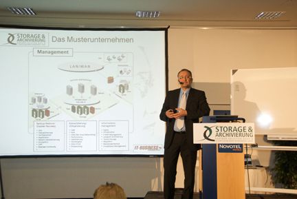 Wolfgang Weith, InfoTouch GmbH, zeigte in seiner Keynote „Chancen zur Kostenoptimierung durch Standards und neue Technologien“ auf. (Archiv: Vogel Business Media)
