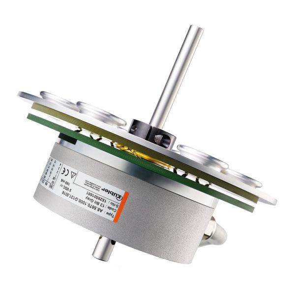 Positionierung und Übertragung mit der All-in-one-Lösung: Kübler Teller-Schleifring in Kombination mit Kübler Drehgeber. (Kübler)