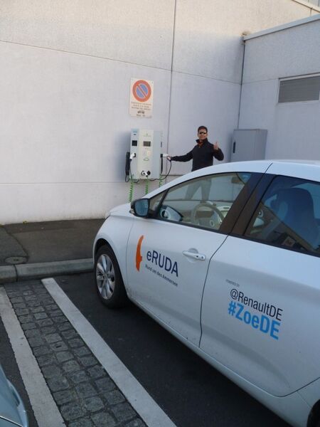 Rein elektrisch unterwegs: Werner Hillebrand-Hansen fuhr 1375 km in 2 Tagen von München nach Barcelona mit dem Renault ZOE (Bild: eRUDA.de)