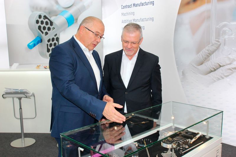 Andreas Britz, Sales Director bei Ruetschi Technology: „Wir sind gleichermaßen von den ökologischen wie ökonomischen Vorteilen von Single Use Procedure Packs überzeugt. Zu den von uns in Auftragsfertigung hergestellten und steril verpackten Medizinprodukten bekommen wir allerbeste Feedbacks von Kunden und Endanwendern.“ (Reinhardt / Devicemed)
