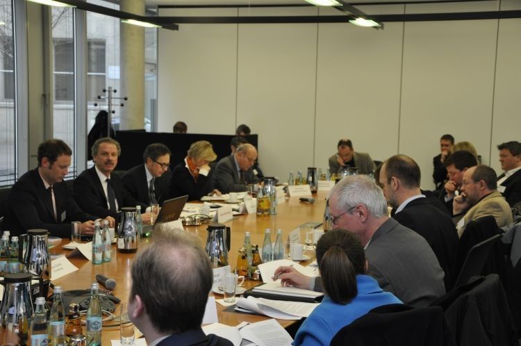 Die Transporter-Sparte veranstaltet jedes Jahr ein eigenes Pressegespräch, da in der Bilanzpressekonferenz des Herstellers vorrangig das Pkw-Geschäft im Fokus steht. (Foto: Richter)