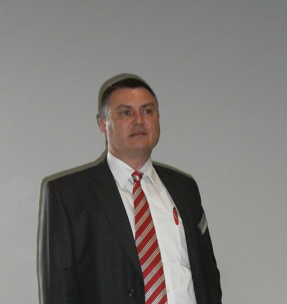 Martin Sackmann, kaufmännischer Geschäftsführer bei Isog:„ Die Kunden sollen mithilfe unserer neuen Ausrichtung stärker mit uns verzahnt werden, ihre Wünsch auch mit Blick auf die Zukunft erfüllt bekommen aber auch unsere Technik besser verstehen lernen.“ (Bild: Königsreuther)