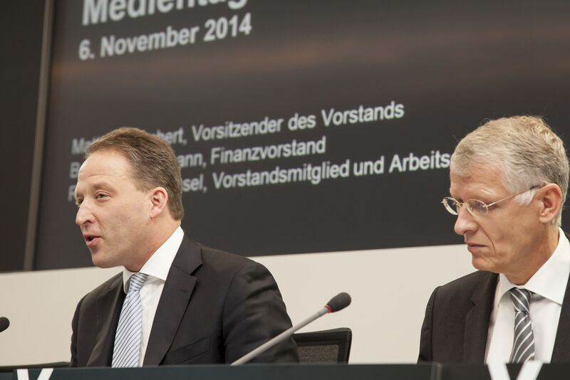 Der Lanxess-Vorstandsvorsitzende Matthias Zachert und Finanzvorstand Bernhard Düttmann geben einen Überblick über das dritte Quartal 2014. (Bild: Lanxess)