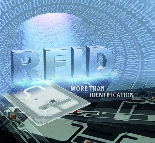 RFID bietet den unschlagbaren Vorteil, dass Daten nicht nur gelesen, sondern auch geschrieben werden können. Dabei lassen sich auch große Datenmengen speichern und beliebig oft überschreiben. RFID-Systeme arbeiten zudem ohne direkten Sichtkontakt und sind völlig wartungsfrei. (Archiv: Vogel Business Media)