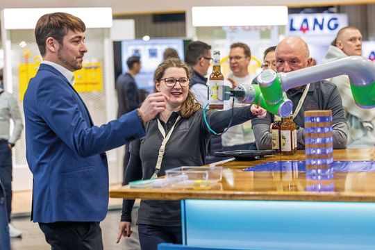 Zur SPS 2025 verwandelte sich das Messezentrum Nürnberg erneut in den internationalen Treffpunkt der weltweiten Automatisierungs-Community.(Bild:  Mesago Messe Frankfurt GmbH / Arturo Rivas)
