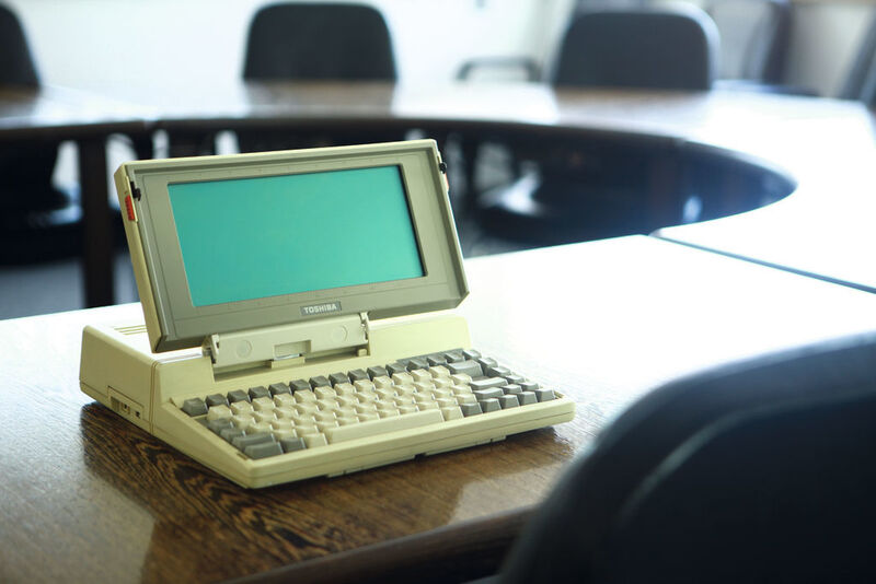 Mit dem Toshiba T1100 kam 1987 die Produktbezeichnung Notebook nach Deutschland. (Archiv: Vogel Business Media)