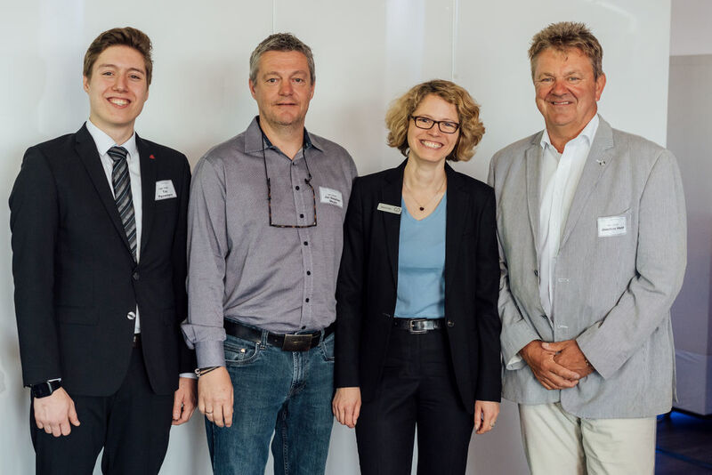 (v. l.) Tim Peinemann (C&P), Jan Stephan Meyer (act), Stephanie Pelch (C&P) und Joachim Hass (act) (dbc (deutschlands business-cloud))