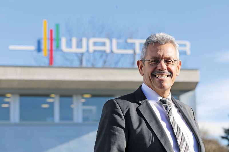 «Wir müssen gegen den Strom schwimmen. Momentan schwimmen wir gegen Stromschnellen an. Aber auch das werden wir schaffen.» Peter Petri, CEO Walter (Schweiz) AG (Bild: Matthias Böhm)