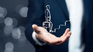 IT-Spezialisten klettern bei einem Jobwechsel meist die Karriereleiter nach oben. (Tiko - stock.adobe.com)