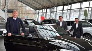 Die Tiemeyer-Führungsmannschaft (v.l.): Vorstandschef Heinz-Dieter Tiemeyer, Geschäftsführer Dirk Reitzer, Betriebsleiter Salvatore Liebertini. (Bild: Tiemeyer)