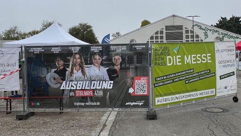 Der „Ausbildungskompass“ in Geisenfeld bringt jährlich Jugendliche und Betriebe aus dem Landkreis Pfaffenhofen zusammen. Stiglmayr war von Anfang an dabei. (Bild: Stiglmayr)