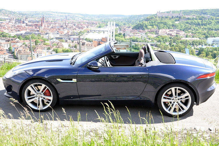 Das Jaguar F-Type Cabriolet ist völlig unvernünftig – und macht dabei Spaß. (Foto: Thomas Günnel)