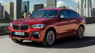 Fahrzeuge verschiedener Baureihen des Herstellers BMW aus den Baujahren 2016 bis 2022 müssen in die Werkstatt. (Bild: BMW)