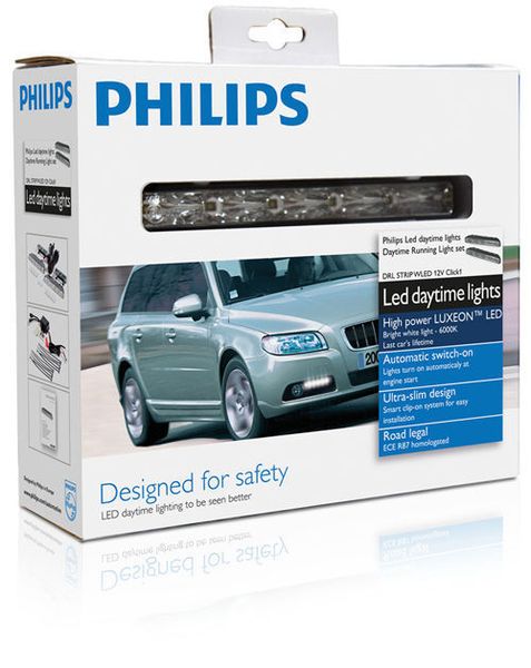 Philips liefert die Daytime Lights im Set mit allen Befestigungsteilen. (Archiv: Vogel Business Media)