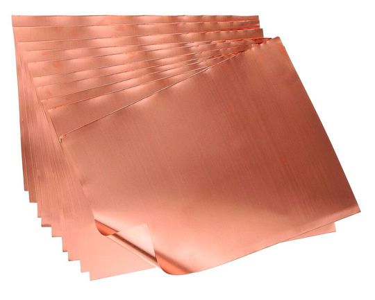 Wer hätte gedacht, dass man Kupferfolie (hier nur beispielhaft) mit Röntgenpulsen sozusagen für Licht durchsichtig machen kann!? Das gelang Forschern vom European Xfel. Was dieser Erfolg bedeutet, erklären die Experten hier ...(Bild:  Copperson)