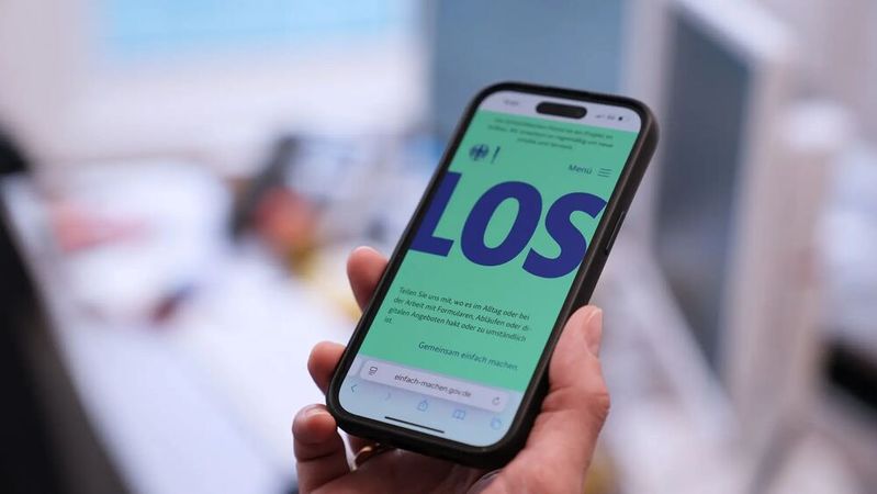 Kaum gestartet, gibt es bereits erste Verbesserungsvorschläge seitens des Bitkom für das EinfachMachen-Portal.(Bild: ©  BMDS)