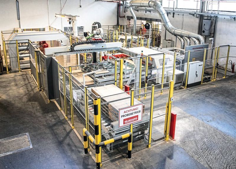 Für das Werk Weiz des österreichischen Herstellers Weitzer Parkett schuf Willingshofer eine vollautomatische Linie für die Produktion der gesamten Palette an Parkettfußboden-Brettern mit einem Ausstoß von 360 Stück pro Minute. (Siemens PLM Software)