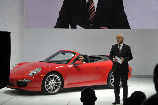 Porsche zeigt in Detroit erstmals die Cabrio-Version des neuen 911. (NAIAS)