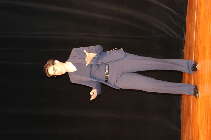 Als einzige Referentin auf der Bühne zeigte Stephanie Adolf (Sales Operations Managerin bei GOM), wie rentable 3D-Messtechnik eine Effizienzsteigerung und Kostensenkung im Presswerk ermöglicht. (Vogel Communications Group GmbH & Co. KG)