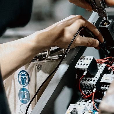 Die deutsche Elektro- und Digitalindustrie verzeichnet steigende Auftragseingänge, getrieben vor allem durch das Auslandsgeschäft. (Bild: )