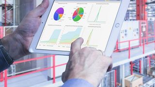 Zur Logimat präsentiert Unitechnik sein neues Uniware-Dashboard, dass Betreibern von Logistikzentren das Leben erleichtern soll. Es wird als universell konfiguierbar beschrieben. Daten können auf PC, Tablet oder anderen Geräten visualisiert werden. (Unitechnik)
