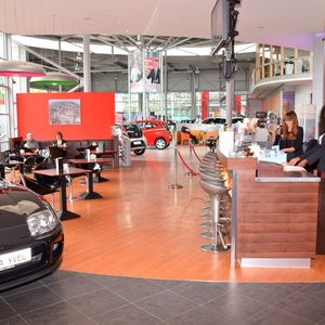 (Rubbel / »kfz-betrieb«)