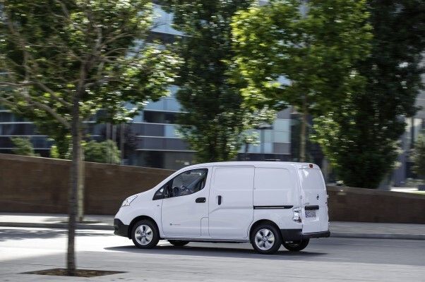 Der elektrische Kleintransporter Nissan e-NV200 verbindet das Beste aus zwei Welten (Nissan)