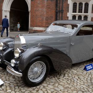 PLatz 4: Für die Summe von 10,3 Millionen Dollar fand dieser Bugatti Typ 57SC Atalante-Coupé von 1937 im vergangenen Jahr einen neuen Besitzer.  (Bild:  Gooding)