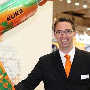 „Wir haben Kuka auch im Jahr 2013 weiter strategisch darauf ausgerichtet, denTrend der Automatisierung mitzubestimmen”, sagte Dr. Till Reuter, Vorstandsvorsitzender der Kuka AG.