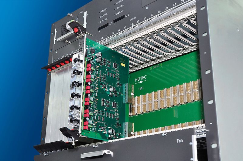 Das Bild zeigt eine komplett integrierte, hoch komplexe Systemlösung des Geschäftsbereichs Elektronik. (Bild: Heitec)