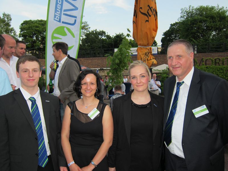 (v. l.) Marcel Geß, Jacqueline Klüttermann, Franziska Zoller und Hilmar Zöge, bluechip (Bild: IT-BUSINESS)