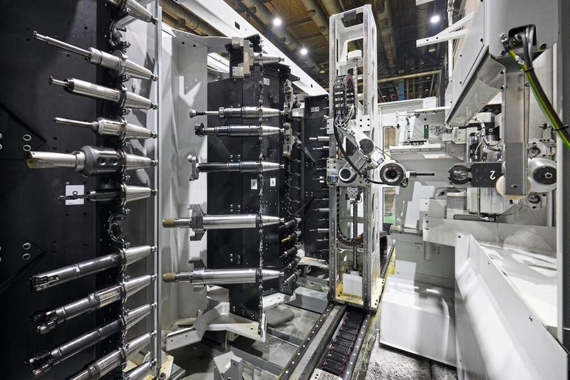 Das Magazin bietet Platz für 270 Werkzeuge, die alle mit Balluff-Chip ausgestattet sind.(Bild:  Starrag/ Ralf Baumgarten)