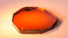 Aluminum nitride crystal with a diameter of 2 inches – grown in the Joint Lab of Fraunhofer IISB and PVA TePla. (Source: Jennifer Reißig / Fraunhofer IISB)