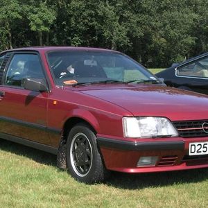 Opel Monza Studie Zuruck In Die Zukunft