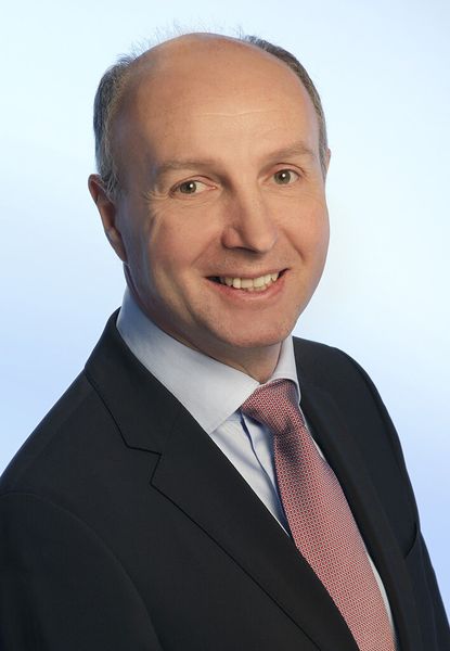 Burkhard Anders ist seit Februar 2012 Geschäftsführer der Dyneon GmbH: „Wir sind stolz heute auf unsere 50-jährige Erfahrung in der Entwicklung und Produktion von Fluorpolymeren zurückblicken zu können. Ohne unsere Kunden und unsere Mitarbeiter hätten wir es nie so weit gebracht“. (Bild: 3M)