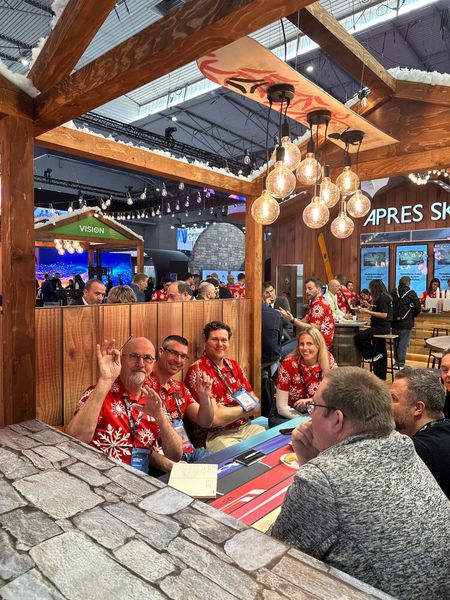 Trotz einem wichtigen Meeting findet das TD Synnex Maverick immer Zeit für ein 