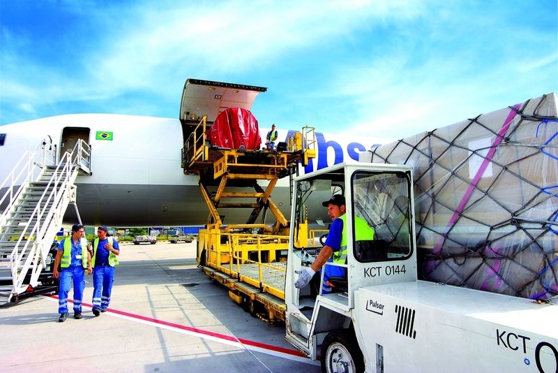 Ein höherer Krankenstand der Flughafenmitarbeiter ist ein klares Indiz für mangelnde Mitarbeitermotivation. Motivationsprogramme können da Abhilfe schaffen.Bilder: Fraport (Archiv: Vogel Business Media)