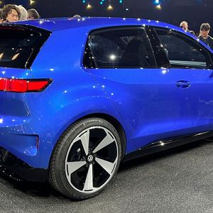 Der vier Meter lange Wagen wirkt so kompakt wie ein Polo. (Bild:  Dirk Kunde)