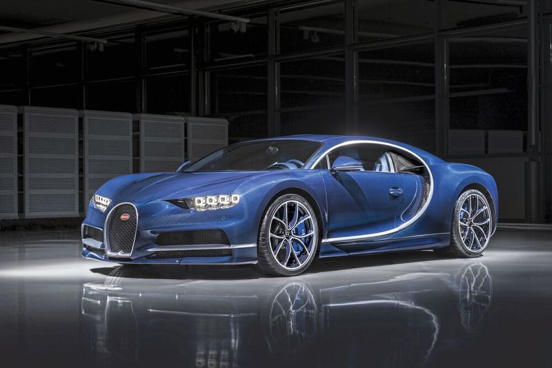 Das Monocoque des Bugatti Chiron ist in CFK ausgeführt. Für den Vorder- und Hinterwagen wurde bereits in der Konzeptphase eine Aluminium-Spaceframe-Struktur favorisiert.  (Bugatti Automobiles)