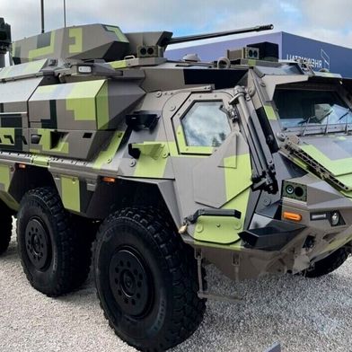 Erste Option kommt nicht! Im VW-Werk Osnabrück hat Rheinmetall bekanntlich die Lage für mögliche Fertigungsprojekte ausgecheckt. Möglich wäre etwa der Bau von dieser Art von 6-Rad-Panzern gewesen. Doch dazu wird es nicht kommen, wie Rheinmetall jetzt informiert. (Bild: Rheinmetall / W. Geiger)