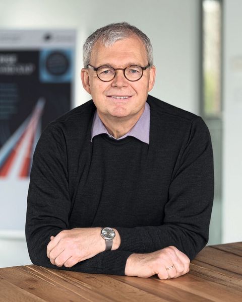 Neuer Bereichsleiter: Mit Wirkung zum 1.4.2022 hat Dr. Christoph Dönges die Bereichsleitung der Prismat-Niederlassung Würzburg übernommen. Er ist über 13 Jahre im Arbeitsfeld SAP-Lösungen und Logistik tätig. Zuletzt verantwortete er die Geschäfte eines großen IT-Services- und IT-Consulting-Unternehmens. (Bild: Prismat GmbH)