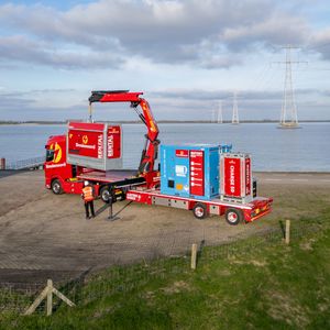 Die eigene Bredenoord LKW-Flotte ermöglicht eine autarke Anlieferung und Abholung(Bild:  ©Bredenoord GmbH)