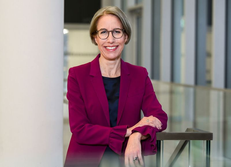 Julia Raquet, Senior Vice President, Nutrition Ingredients, übernimmt am 1. Februar 2024 als President die Leitung des BASF-Bereichs Europe, Middle East and Africa mit Sitz in Ludwigshafen. (Bild: BASF)