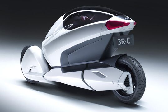 Echter Italiener: Das Konzept des batteriebetriebenen Elektro-Dreirads wurde im europäischen Honda-Designzentrum in Mailand entwickelt. (Archiv: Vogel Business Media)