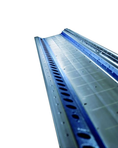 Querträger eines 2-D-Laser-Schneidkopfes den Trumpf abgespeckt hat; vorher wog er 415 kg, jetzt nur noch 320 kg. Bild: Trumpf (Archiv: Vogel Business Media)
