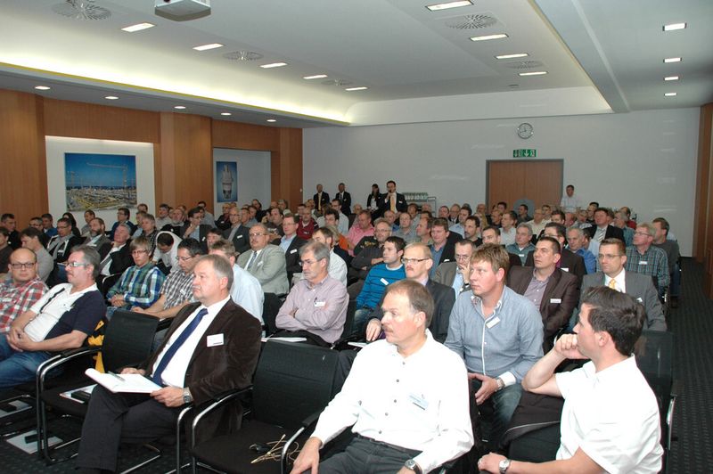 Bld 4: Mehr als 100 Anwender nutzten das TDM-Event, um Näheres über neueste Entwicklungen und Trends zu erfahren sowie sich untereinander über die Praxiserkenntnisse mit der Software auszutauschen. (Bild: TDM)