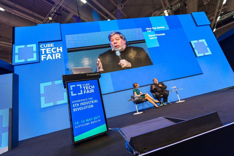 Im Gespräch gab der 67-Jährige Ausnahme-Ingenieur tiefe Einblicke in die Anfangstage bei Apple, seine Einschätzung der Tech-Welt und die eigenen Ziele. (Bild: © CUBE GmbH | Photo: Dennis Wartenberg)